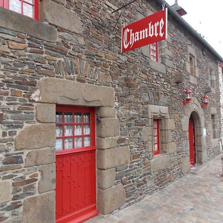 Chambre De La Nonne En Vacances Дол-де-Бретан Екстериор снимка