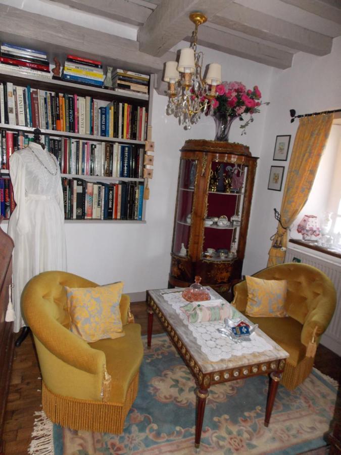 Chambre De La Nonne En Vacances Дол-де-Бретан Екстериор снимка